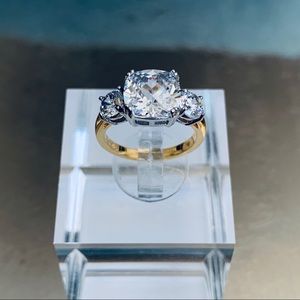 Simple Elegance Royal Ring